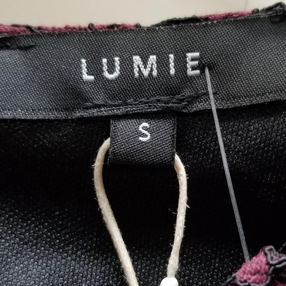 NWT Lumie Lace Bell Sleeve Peplum Blouse - Picture 7 of 7